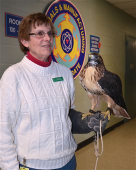 Director of Glen Helen Raptor Center Visits AFRL